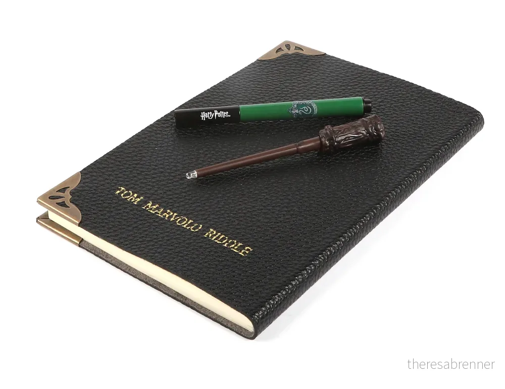 Harry Potter - Tom Riddle's Diary Notebook, Pen & Torch (1025WW) v:4191297