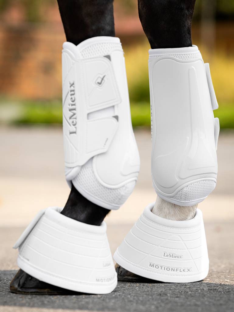 Lemieux - Motionflex Dressage Boot - White - Medium - Gratis frakt v:3972104
