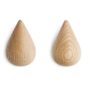 Normann Copenhagen – Dropit Knagger – Large – Sett av 2 – Eik – Oak v:2579797 Normann Copenhagen – Dropit Knagger – Large – Sett av 2 – Eik – Oak v:2579797
