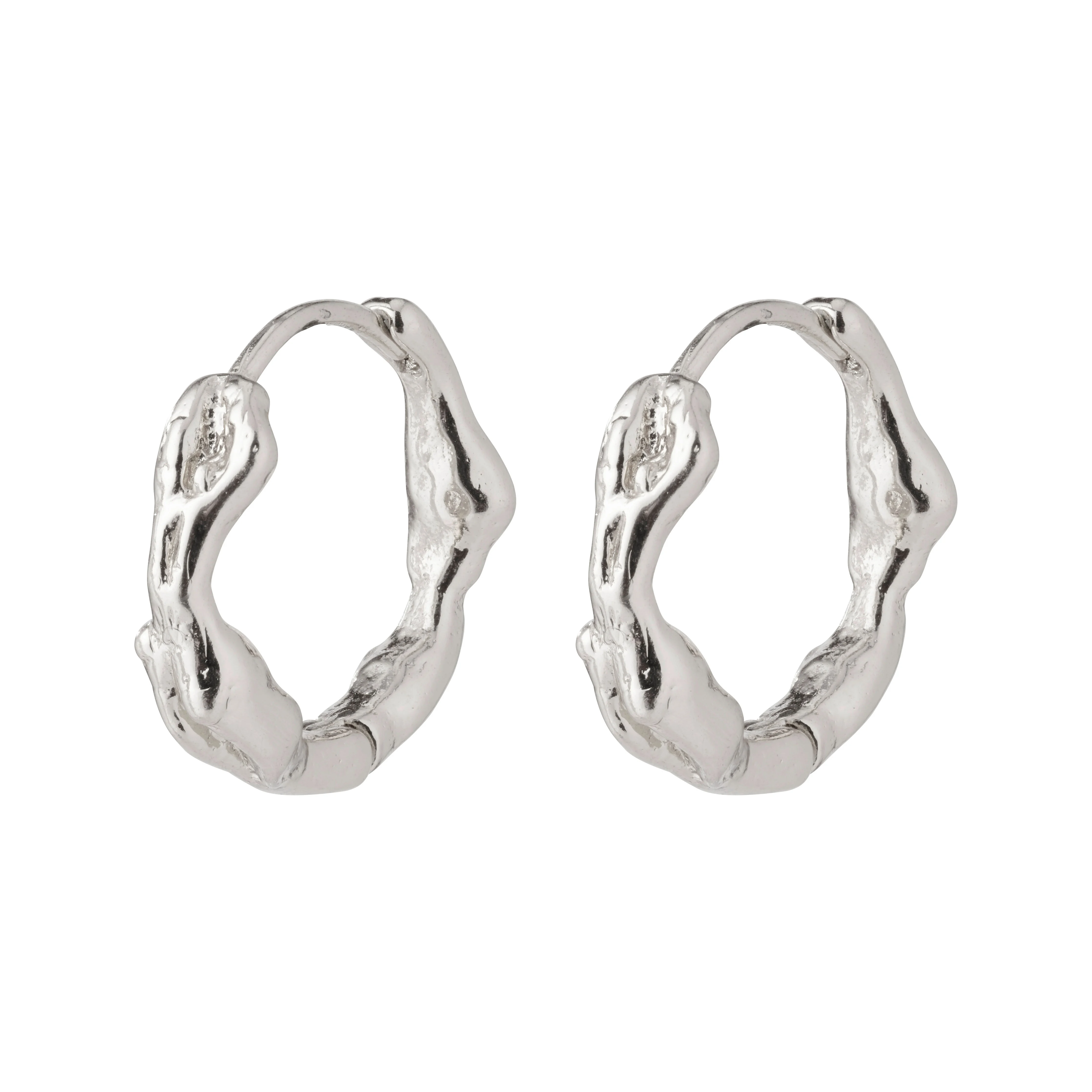 PILGRIM – ZION Small Huggie Hoop Earrings – Silver-Plated – 14 mm v:8743457 PILGRIM – ZION Small Huggie Hoop Earrings – Silver-Plated – 14 mm v:8743457