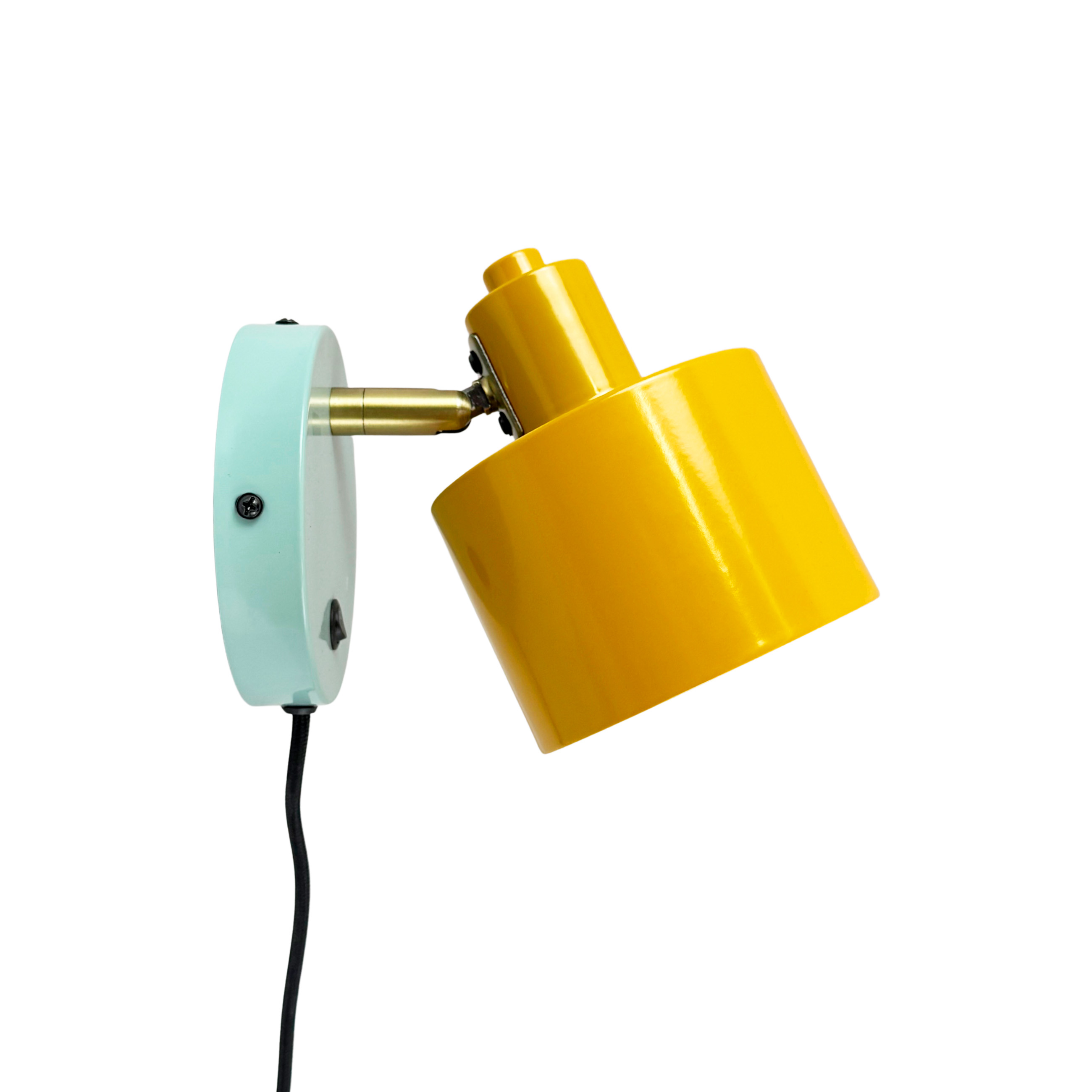 Dyberg-Larsen – Ocean wall lamp – Curry/Brass/Turquoise – Gratis frakt v:2815328 Dyberg-Larsen – Ocean wall lamp – Curry/Brass/Turquoise – Gratis frakt v:2815328