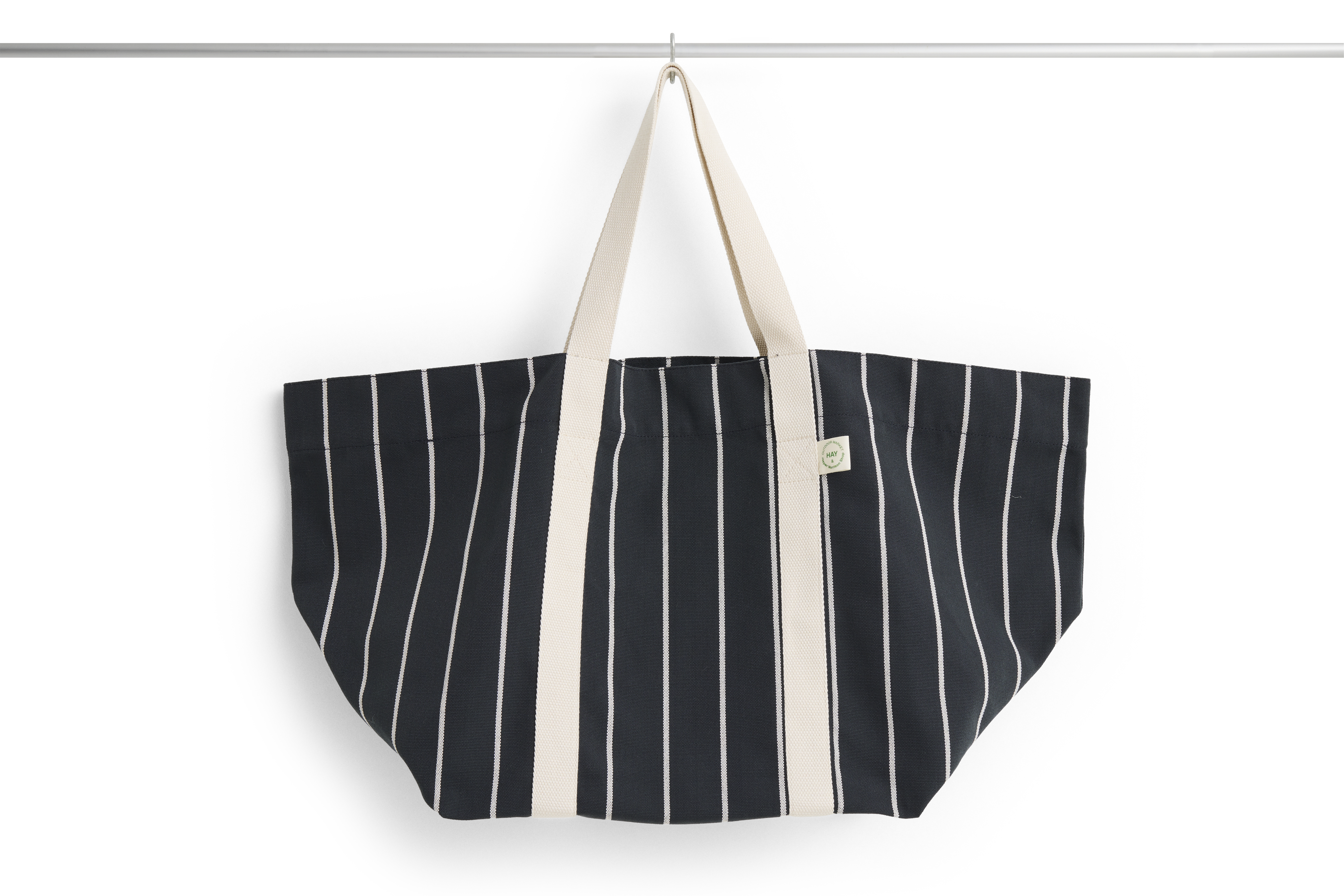 HAY - Outdoor Market Picnic Bag - Medium - Svart med Beige Stripe - Black & Beige v:6620966