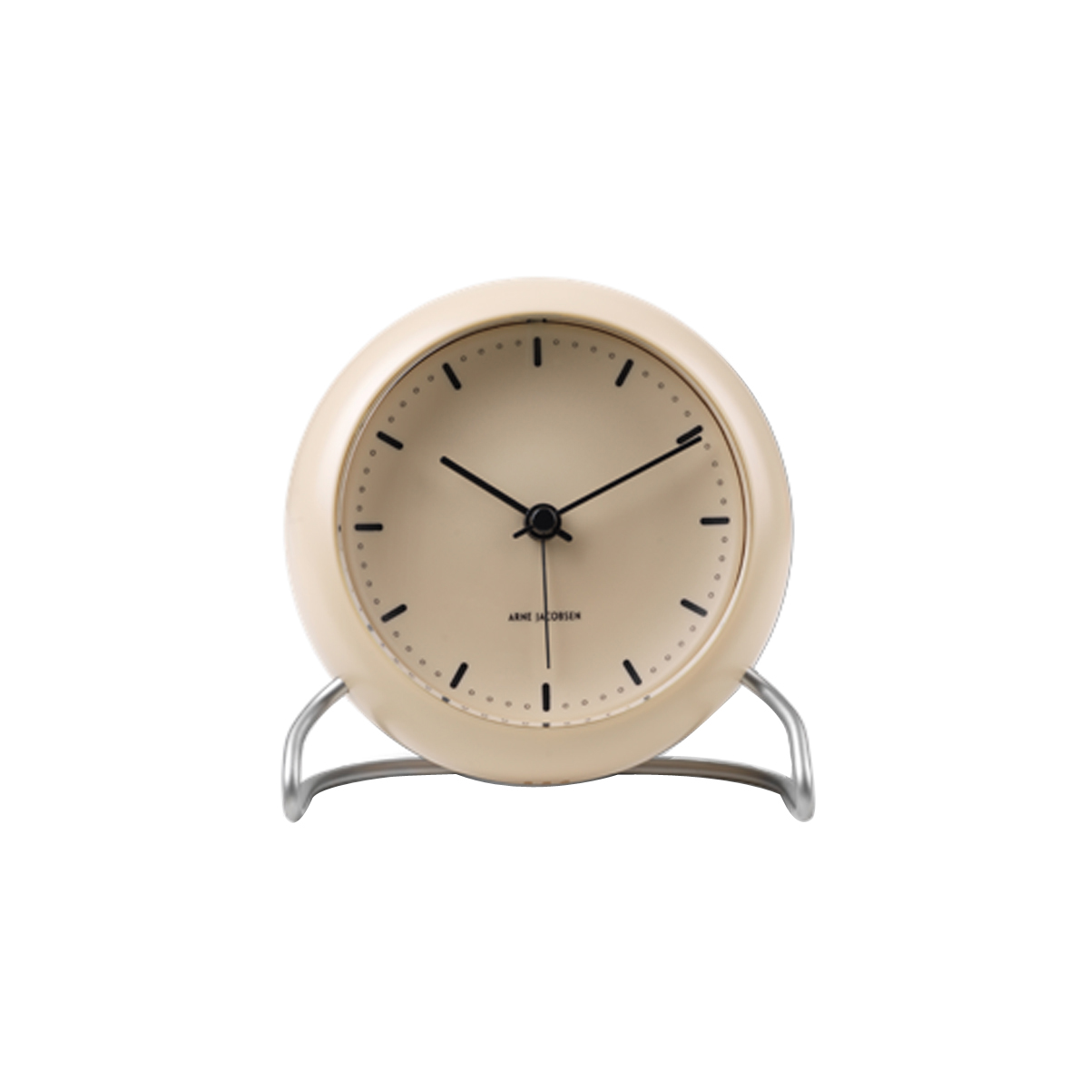 Arne Jacobsen – City Hall Bordklokke – Ø11 cm – Sand – Sand – Gratis frakt v:5017010 Arne Jacobsen – City Hall Bordklokke – Ø11 cm – Sand – Sand – Gratis frakt v:5017010