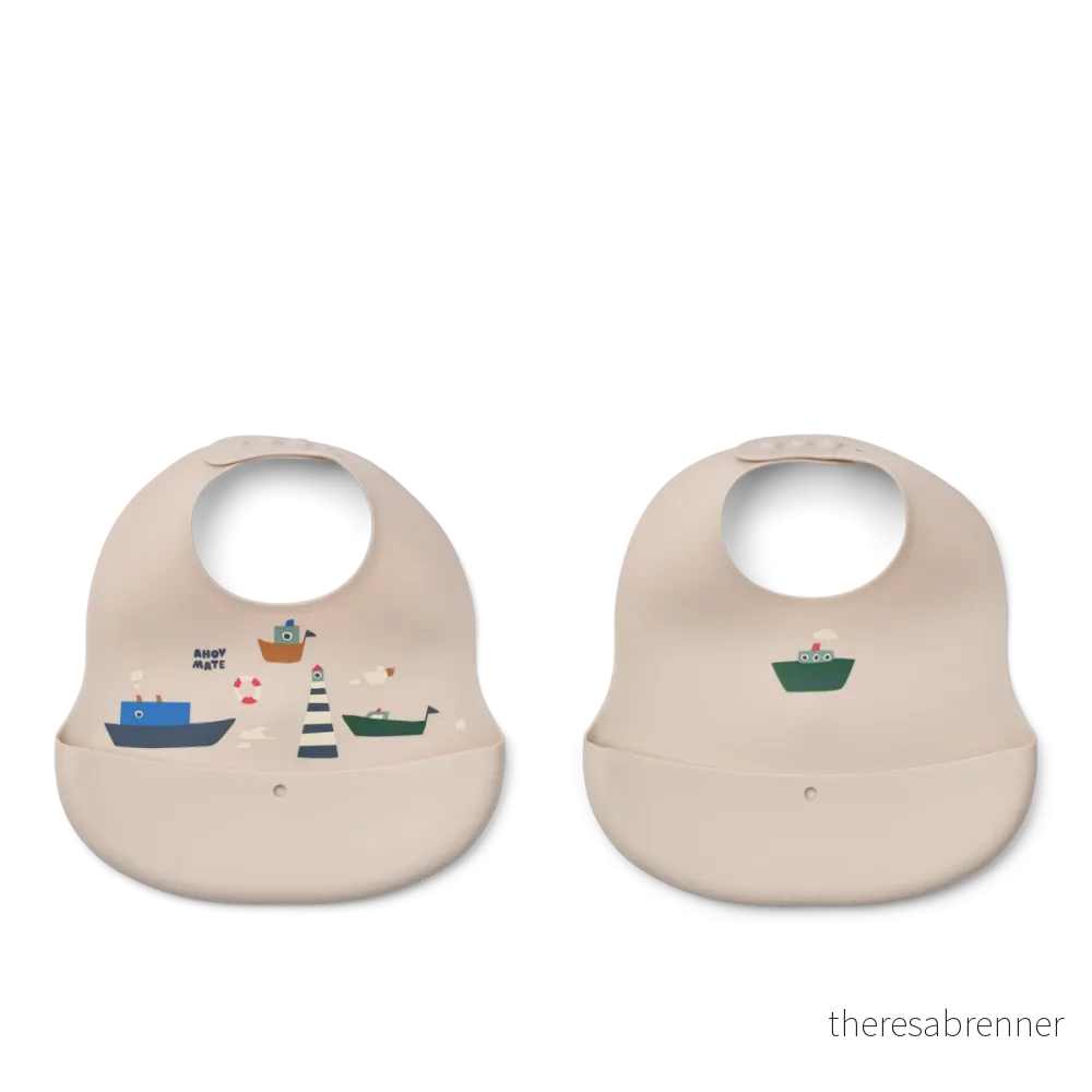 – Ember Printed Bib – Sailing / Sandy – One size v:5943297 – Ember Printed Bib – Sailing / Sandy – One size v:5943297
