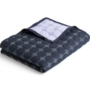 HAY – Mega Dot Sengeteppe – B195 x L245 cm – Midnattsblå – Midnight Blue – Gratis frakt v:4150909 HAY – Mega Dot Sengeteppe – B195 x L245 cm – Midnattsblå – Midnight Blue – Gratis frakt v:4150909