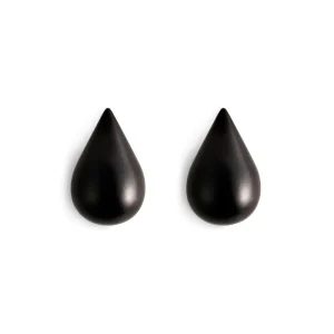 Normann Copenhagen – Dropit Knagger – Small – Sett av 2 – Sort – Black v:8062140 Normann Copenhagen – Dropit Knagger – Small – Sett av 2 – Sort – Black v:8062140