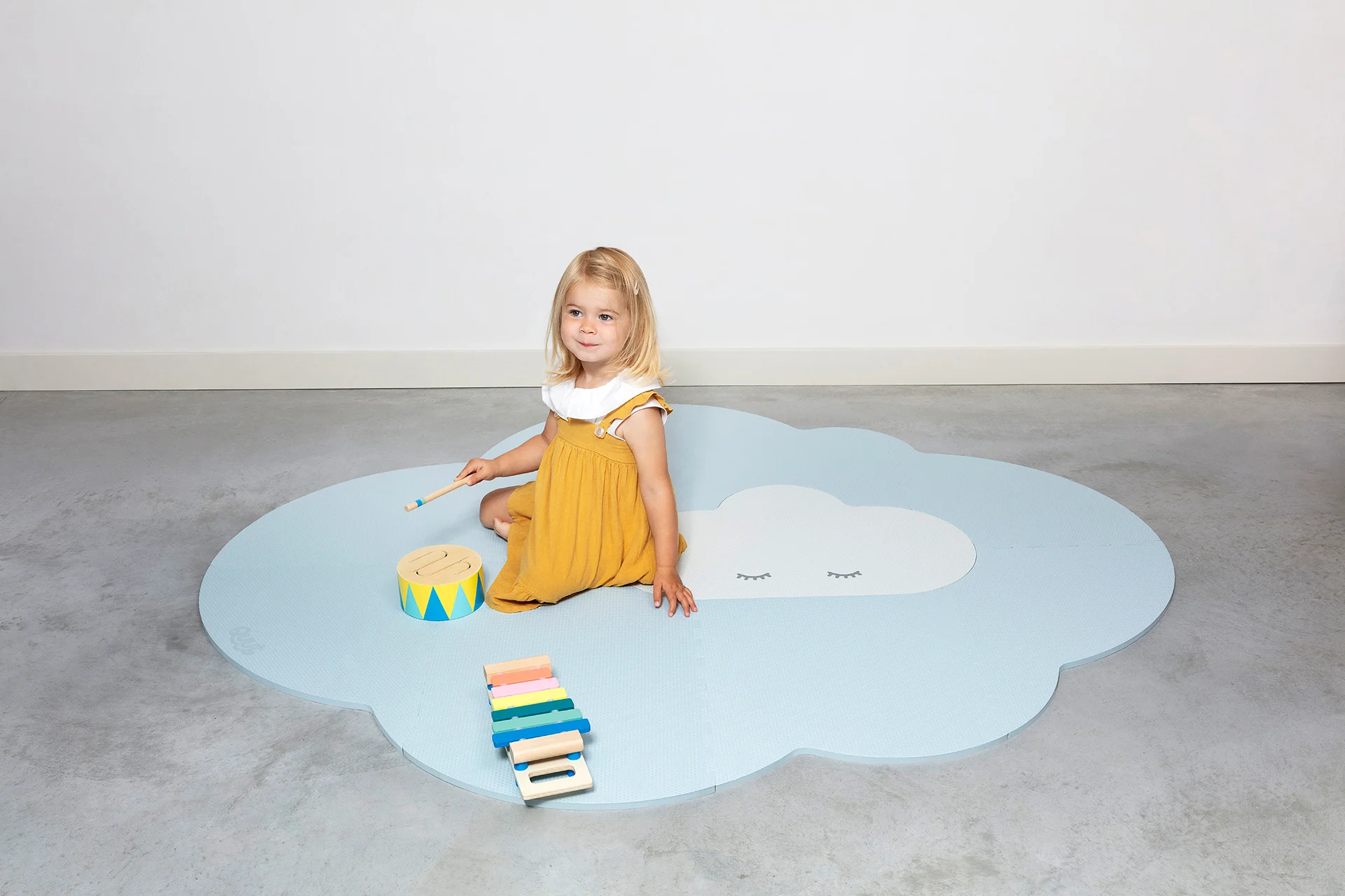 Quut - Large Playmat - Head in the clouds, Dusty Blue - Large - Gratis frakt v:2075315