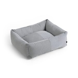 HAY – Hundekurv Zip Small – H21 x B52 x L60 cm – Blå & Hvite Striper – Gratis frakt v:9456789 HAY – Hundekurv Zip Small – H21 x B52 x L60 cm – Blå & Hvite Striper – Gratis frakt v:9456789